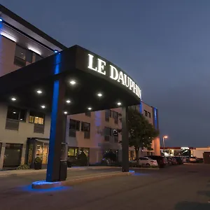 & Le Dauphin Hotel Québec