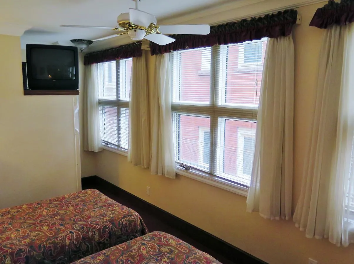 Madison Manor Boutique Hotel Toronto